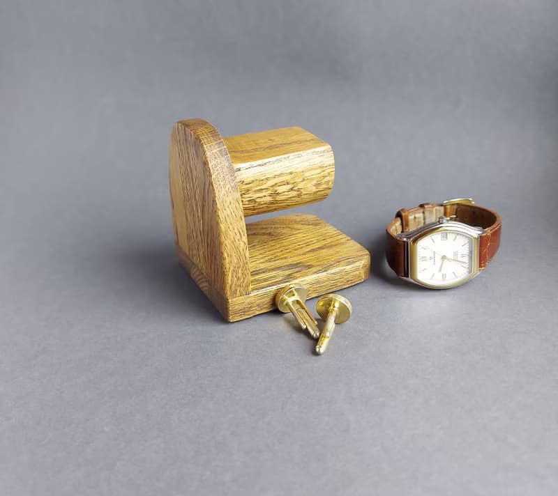 Wood single watch stand/display/holder for men, dad, boyfriend, husband/