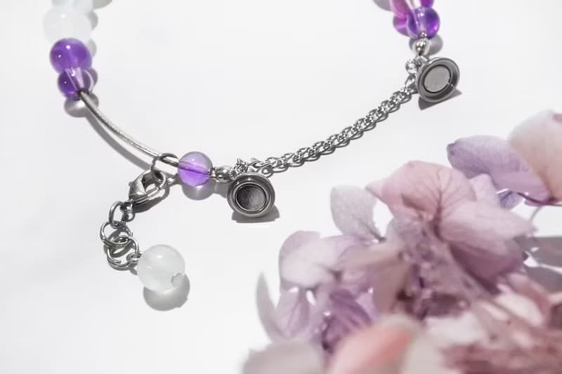 信箱裡的紫羅蘭 – 天然水晶手鍊
