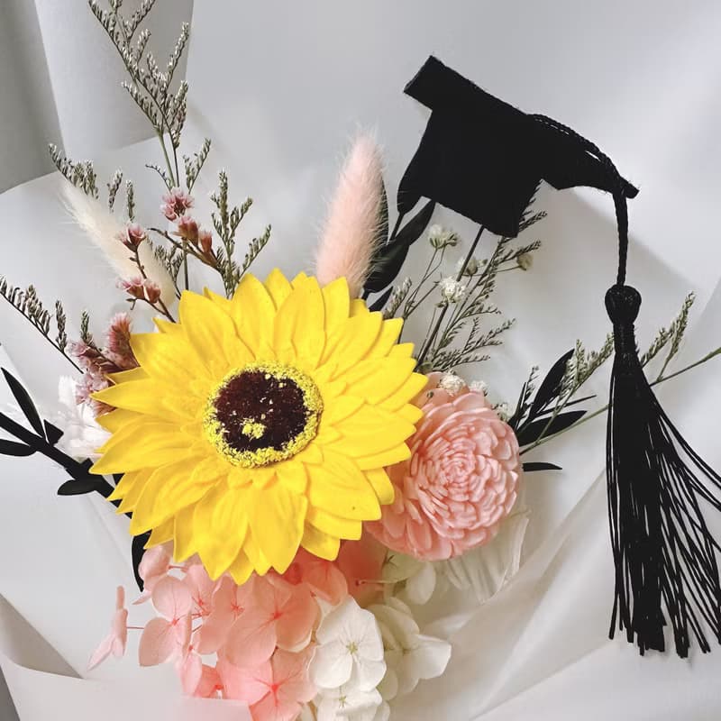 向日葵畢業花束(大)。情人節花束。生日花束。求婚花束。畢業花束