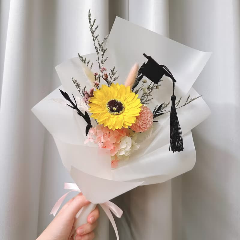 向日葵畢業花束(大)。情人節花束。生日花束。求婚花束。畢業花束