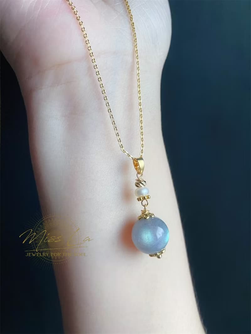 灰月光 拉長石 宇宙 手作吊墜 水晶 項鍊 禮物 珍珠 生日