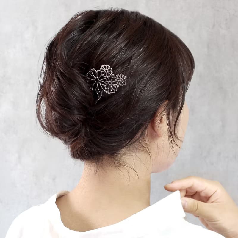 KANZASHI 簪 【花和季節/ 雛菊】