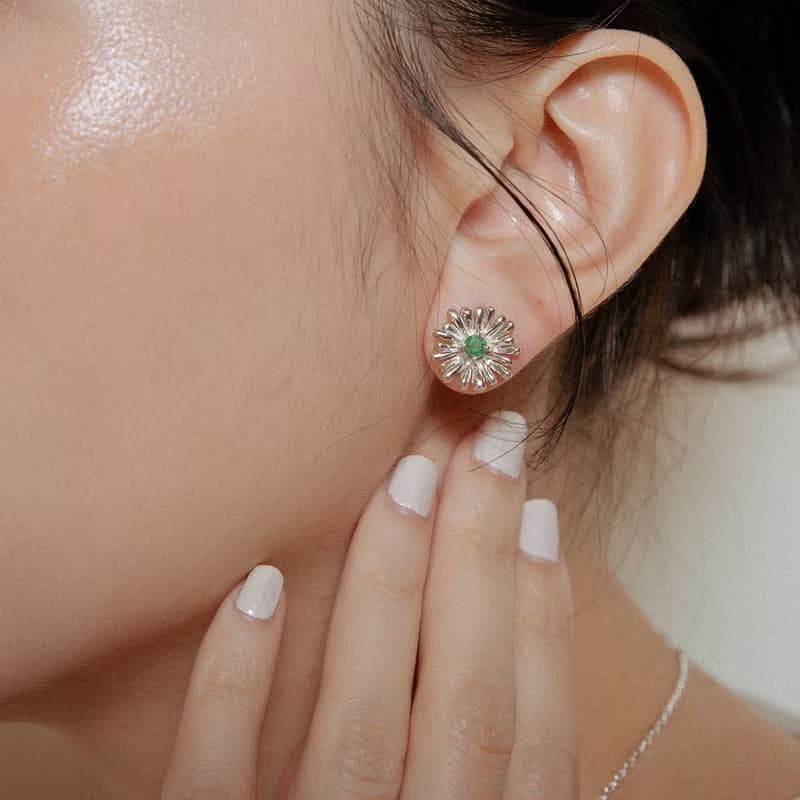 Daisy Earrings 雛菊花祖母綠寶石純銀耳環 生日 禮物 送禮推薦
