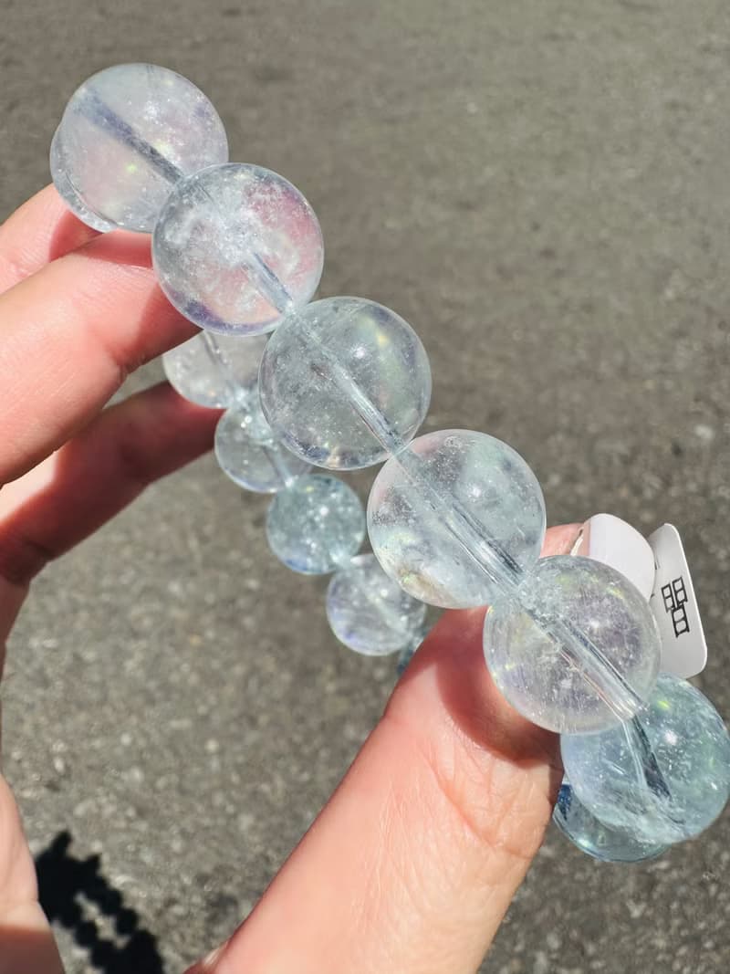 彩虹碎冰透海藍寶14-14.5mm64.8g釋放壓力舒緩情緒療癒能量