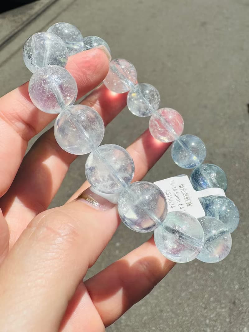 彩虹碎冰透海藍寶14-14.5mm64.8g釋放壓力舒緩情緒療癒能量