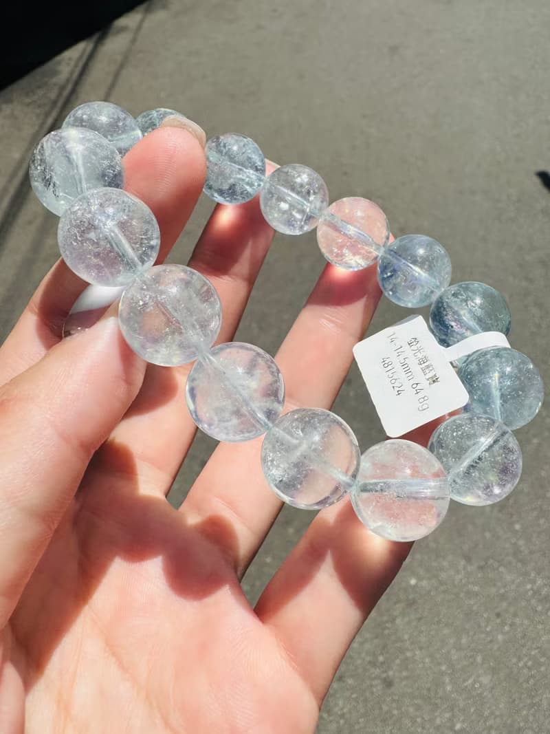 彩虹碎冰透海藍寶14-14.5mm64.8g釋放壓力舒緩情緒療癒能量