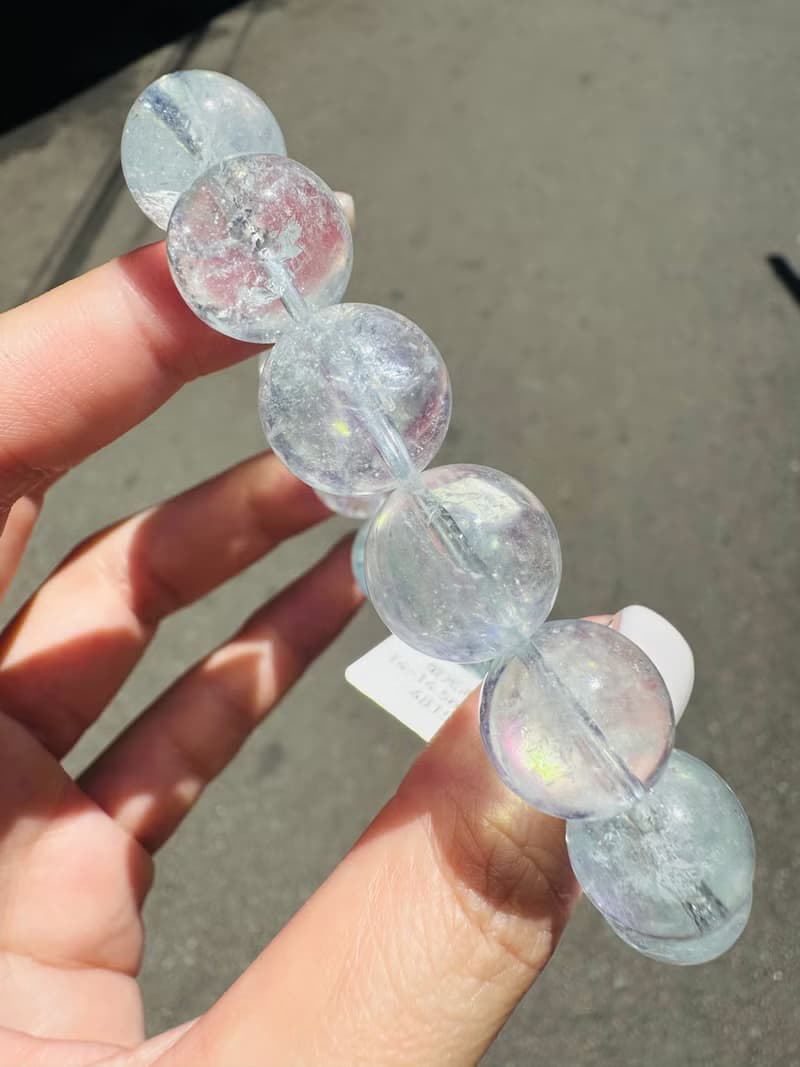 彩虹碎冰透海藍寶14-14.5mm64.8g釋放壓力舒緩情緒療癒能量