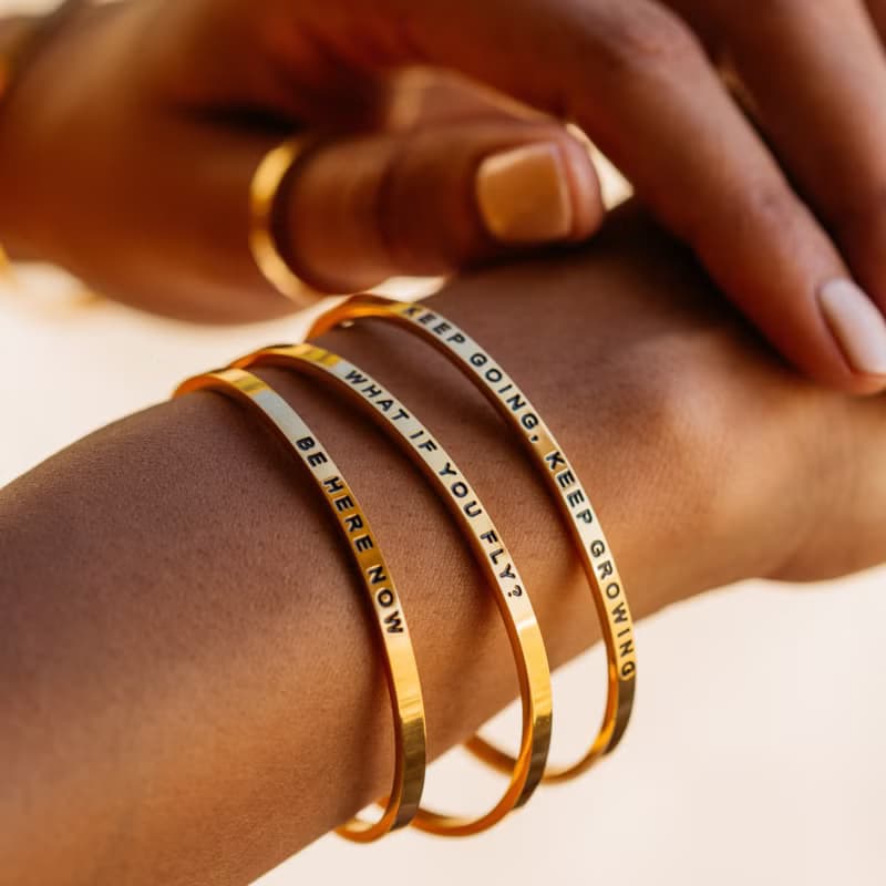 Mantraband悄悄話許願手環-  I am loved 備受寵愛