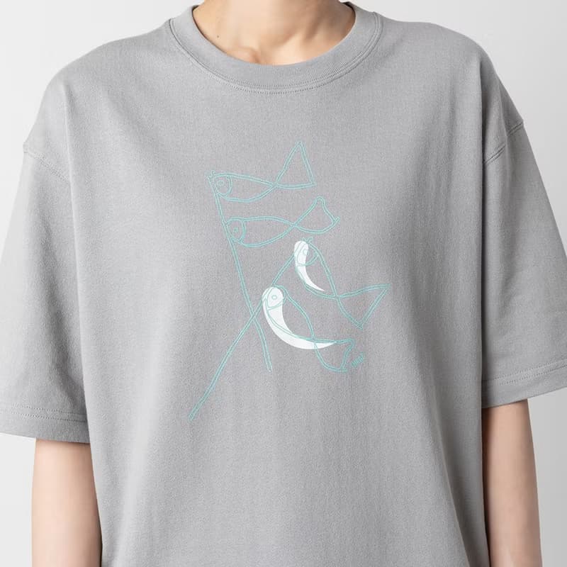 Relax Graphic Tee 淺灰色印花小領口廓形寬松通勤短袖棉T恤