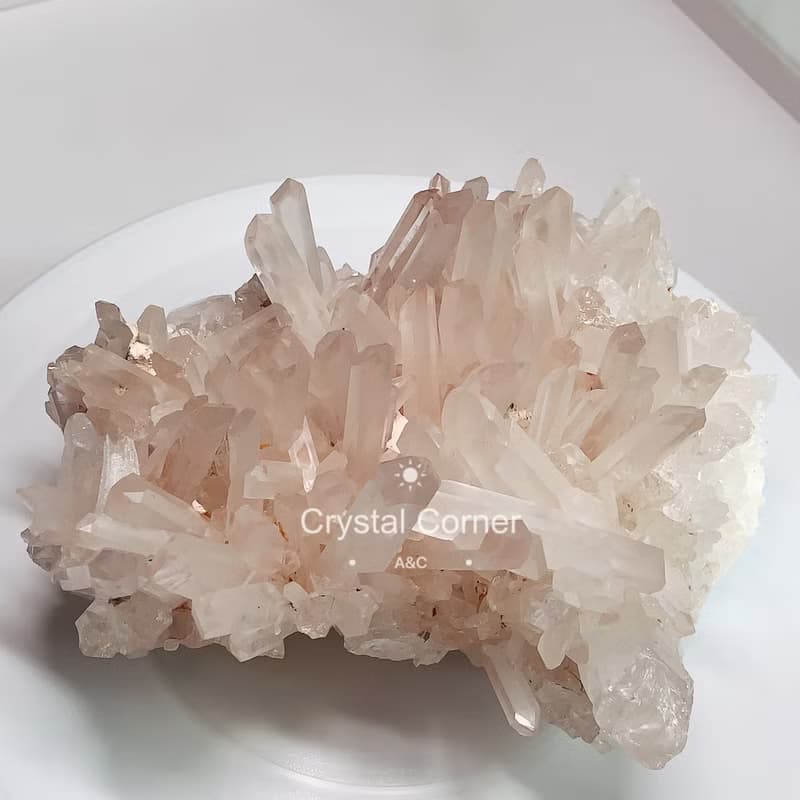 Crystal Corner 隅石丨粉晶簇200丨淨化丨療癒水晶法寶