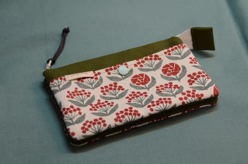 【日本布】布手作多層收納錢包_有卡片專屬收納口袋#紅花綠葉