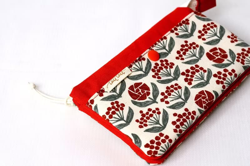【日本布】布手作多層收納錢包_有卡片專屬收納口袋#紅花綠葉