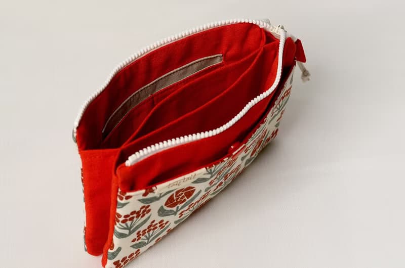 【日本布】布手作多層收納錢包_有卡片專屬收納口袋#紅花綠葉
