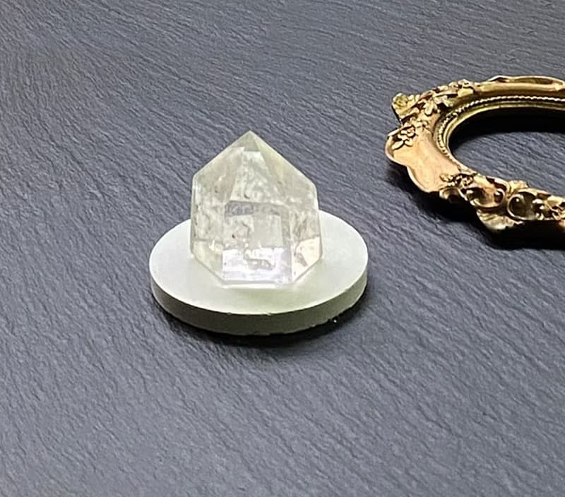 能量擺件-天然冰透可愛胖胖彩虹白水晶共生黑雲母能量柱 冥想