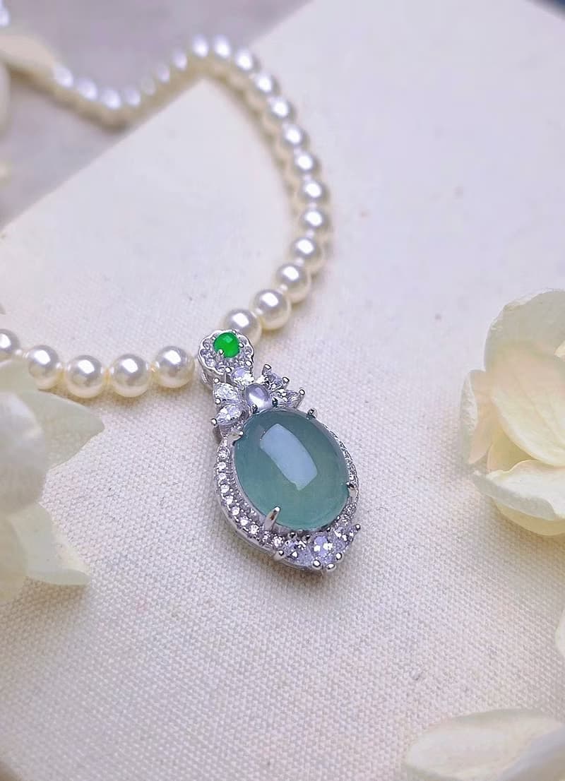 財水•高貴•健康|夢幻高冰藍大蛋面|A貨翡翠純銀豪鑲吊墜項鍊