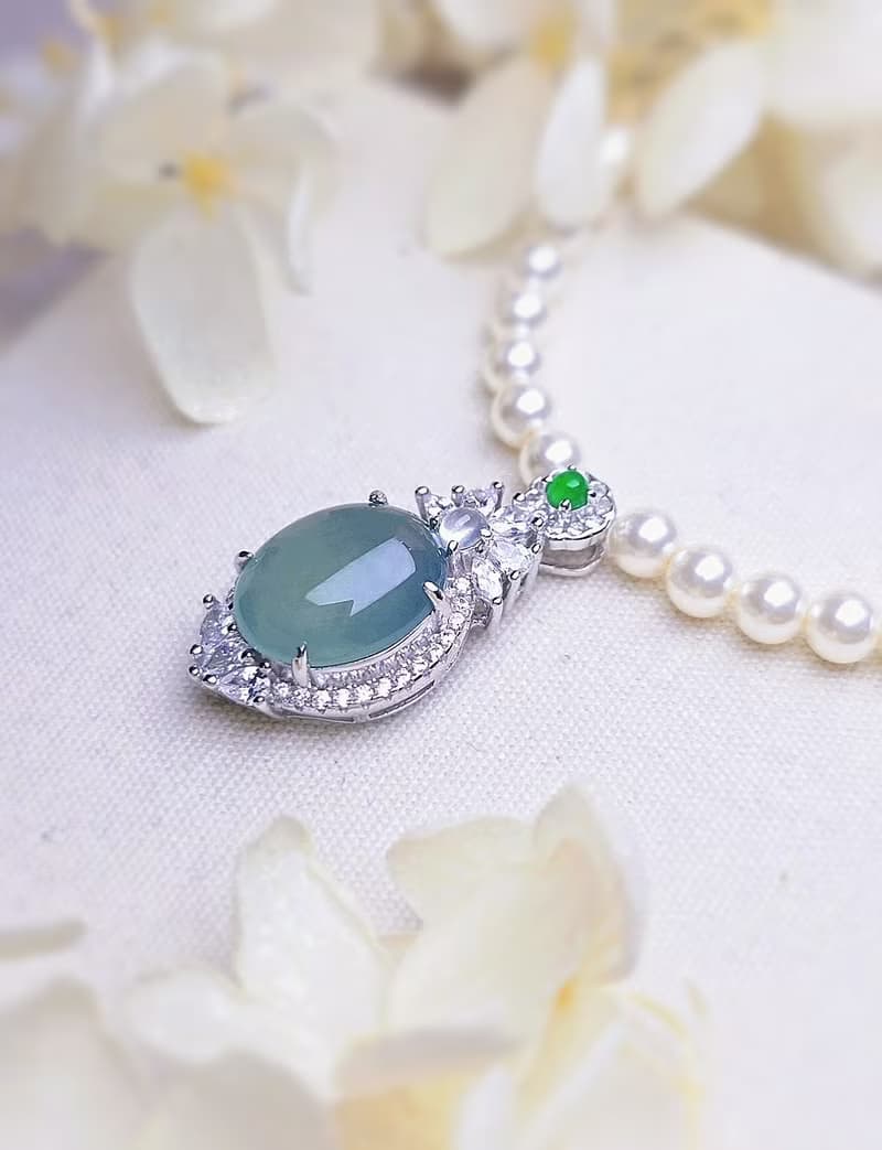 財水•高貴•健康|夢幻高冰藍大蛋面|A貨翡翠純銀豪鑲吊墜項鍊