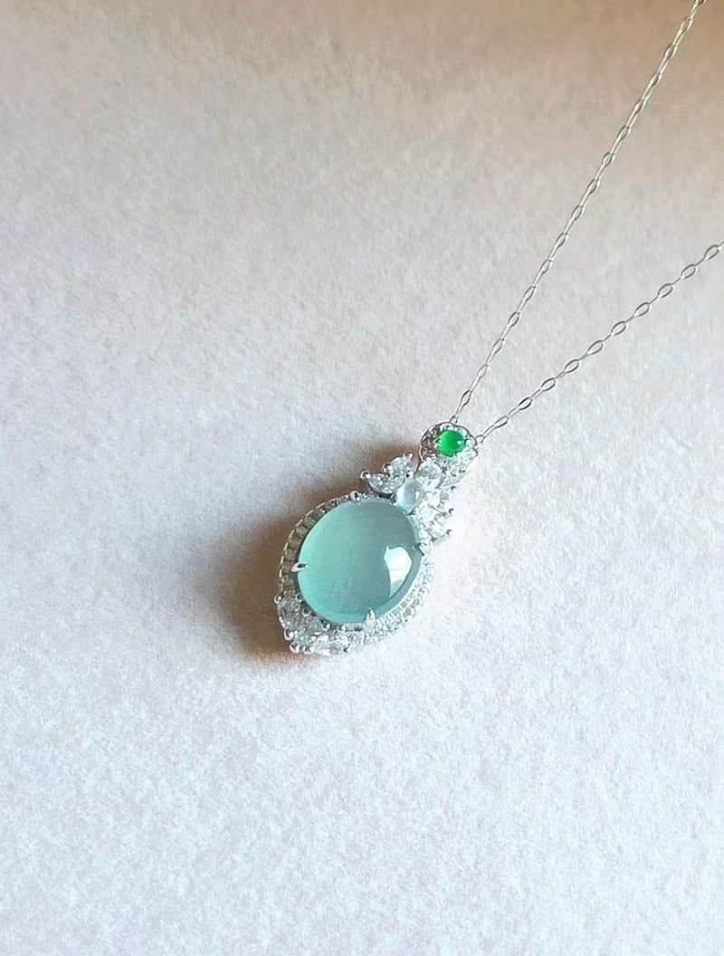 財水•高貴•健康|夢幻高冰藍大蛋面|A貨翡翠純銀豪鑲吊墜項鍊