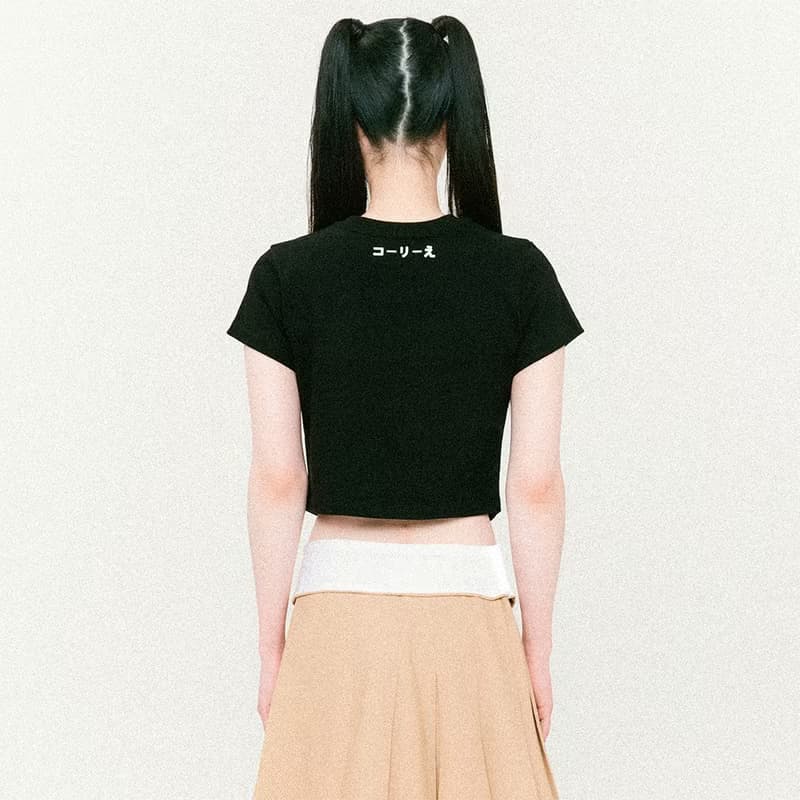 Symbol Scarf Cropped Short-Sleeved T-Shirt Black