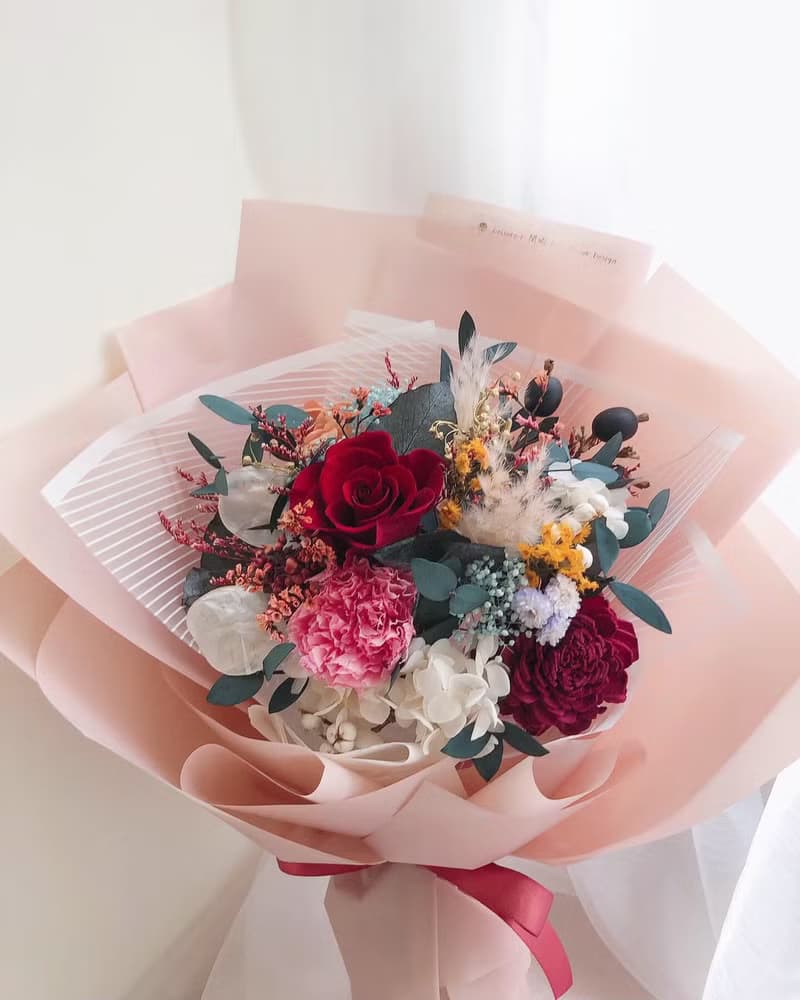 永生花 永生玫瑰花 康乃馨花束 母親節禮物 永生花束 求婚花束