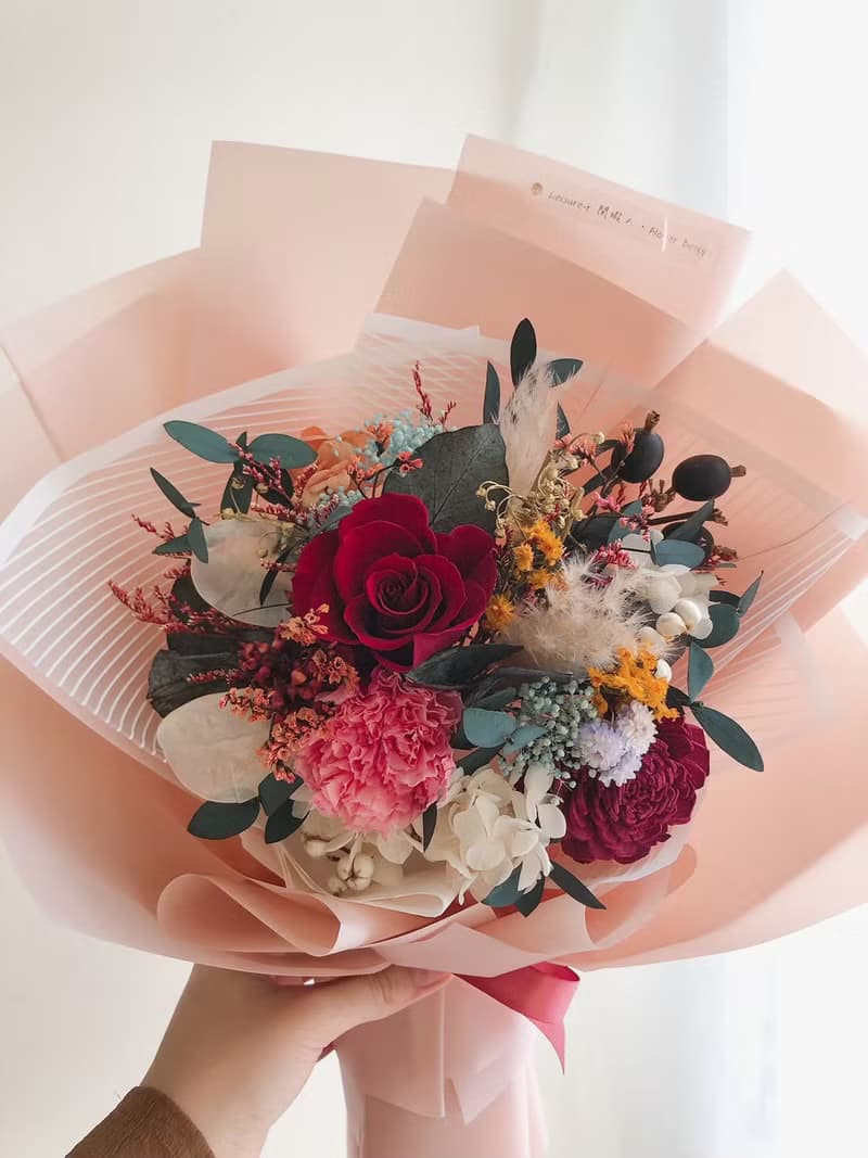 永生花 永生玫瑰花 康乃馨花束 母親節禮物 永生花束 求婚花束
