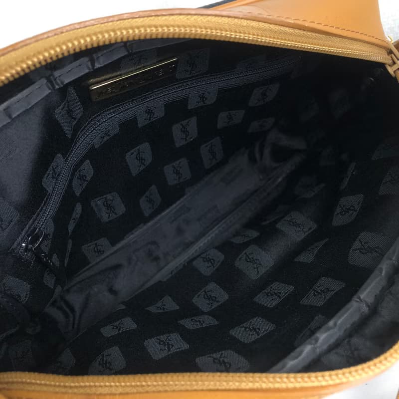 【 日本直送　名牌中古包 】Yves Saint Laurent ショルダーバッグ ブラック キャメル YSL PVC パイピング vintage yia45g