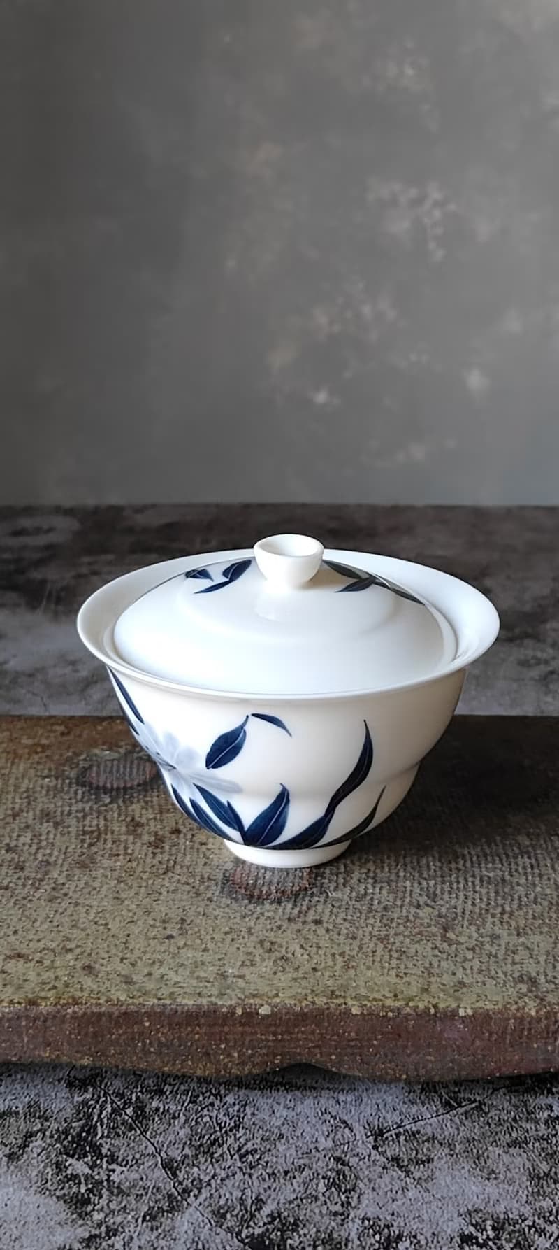台灣特色茶與手繪百合蓋碗禮盒