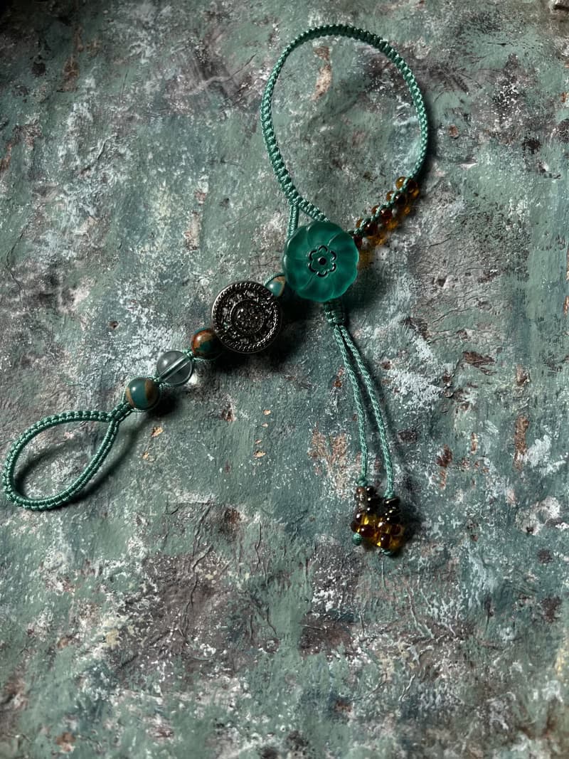 アジアンコードフィンガーブレスレット