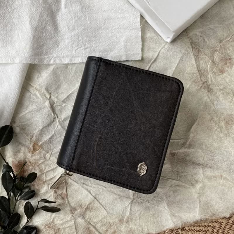 Compact Vegan Zip Wallet - Black