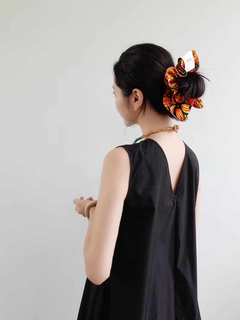 sustainableスクエアビッグシュシュ1枚　ヘアアクセサリー　スクエアシュシュ