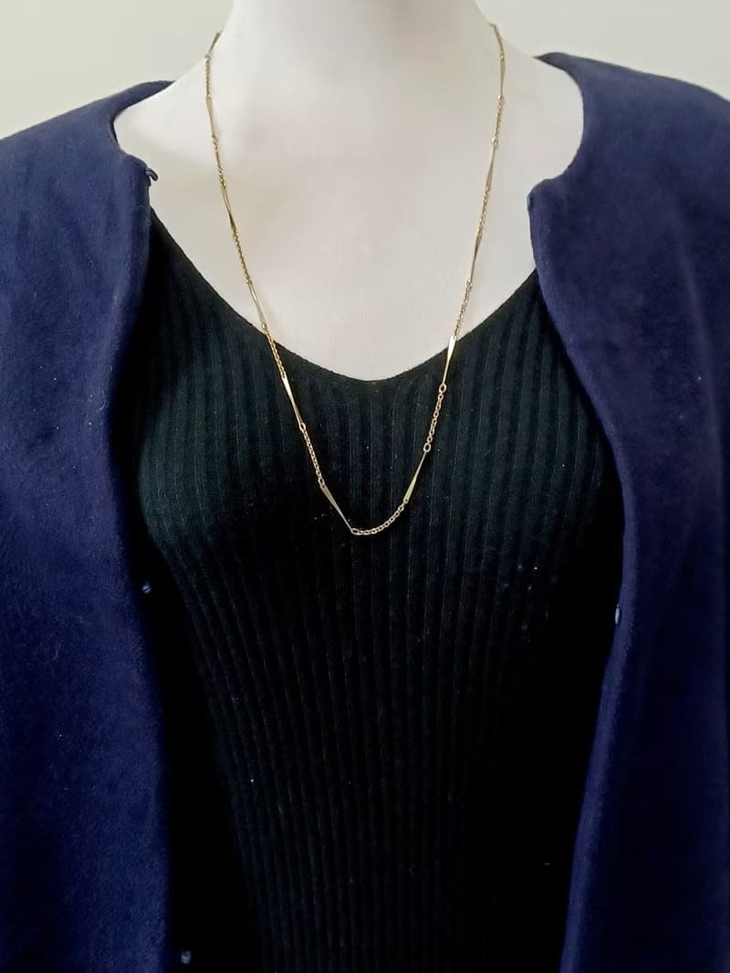 vintage jewelry AVON  經典金色扭結片串結細鍊  項鍊