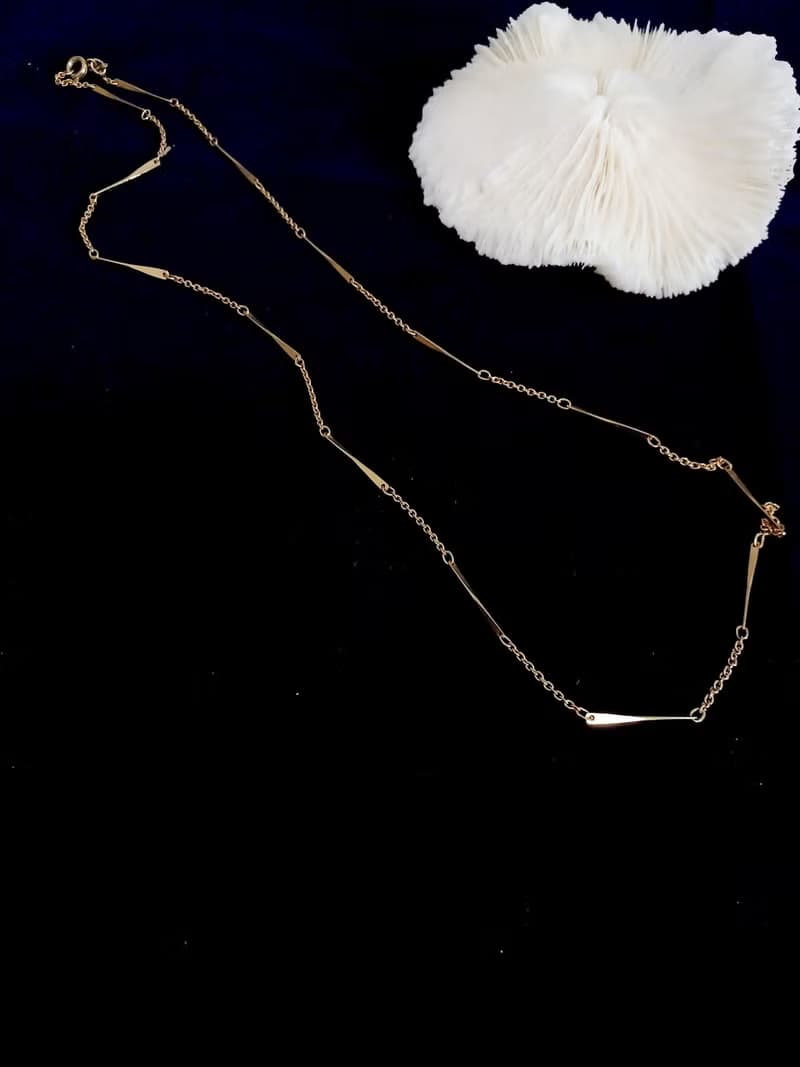 vintage jewelry AVON  經典金色扭結片串結細鍊  項鍊