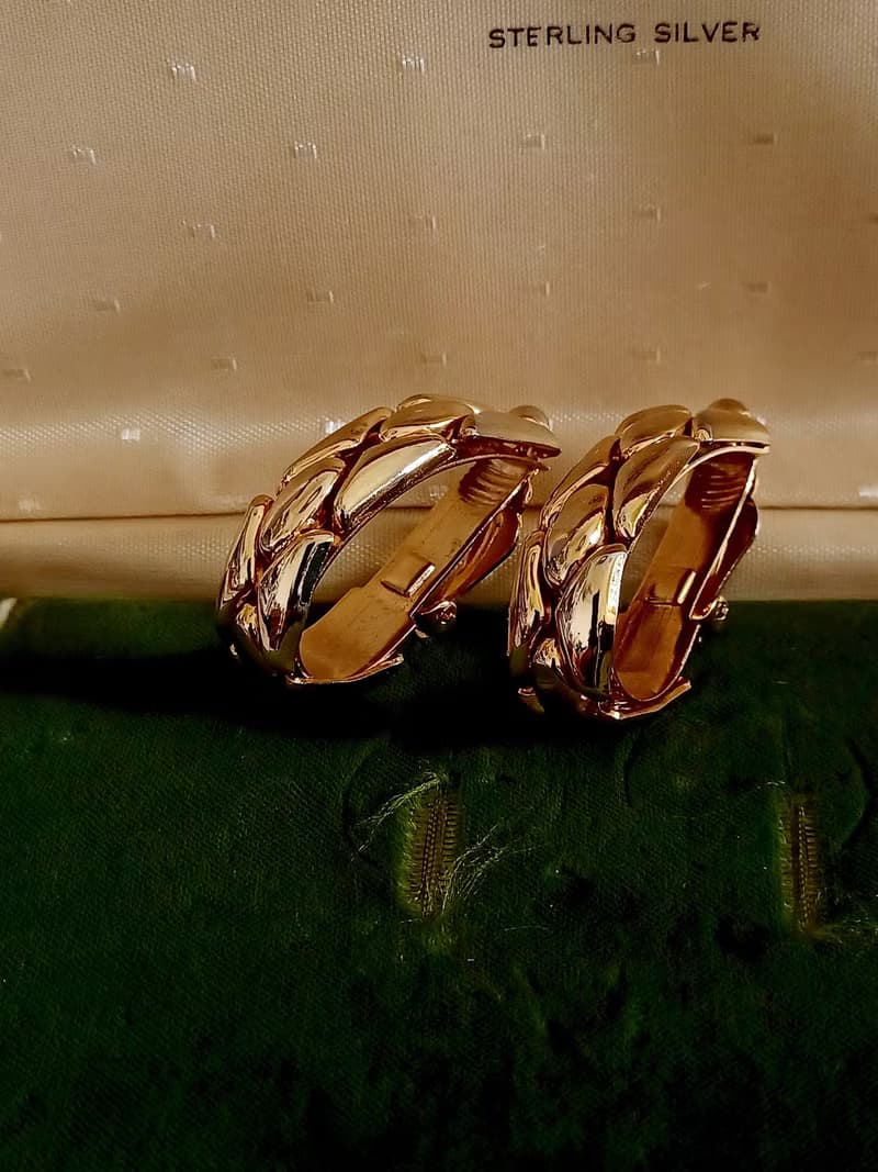 vintage jewelry  古董金色立體格紋夾式耳環