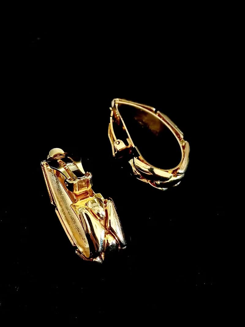 vintage jewelry  古董金色立體格紋夾式耳環