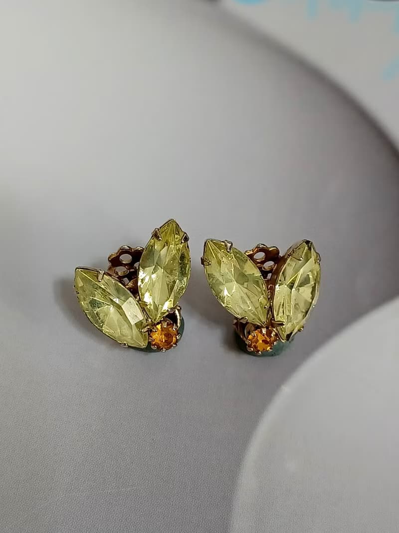 vintage jewelry  典雅淡黃馬眼萊茵 夾式耳環