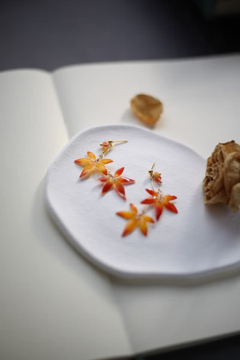楓葉 • 短 - 手工樹脂耳環婚禮 禮物