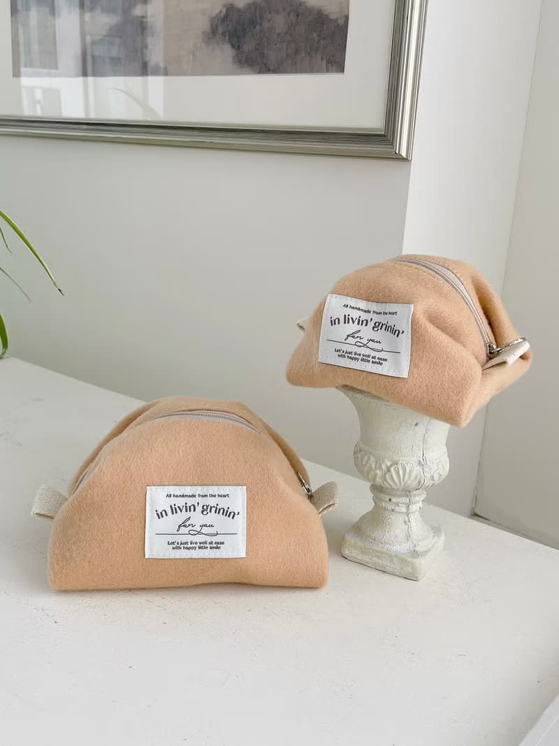 wool macaron pouch S_peach