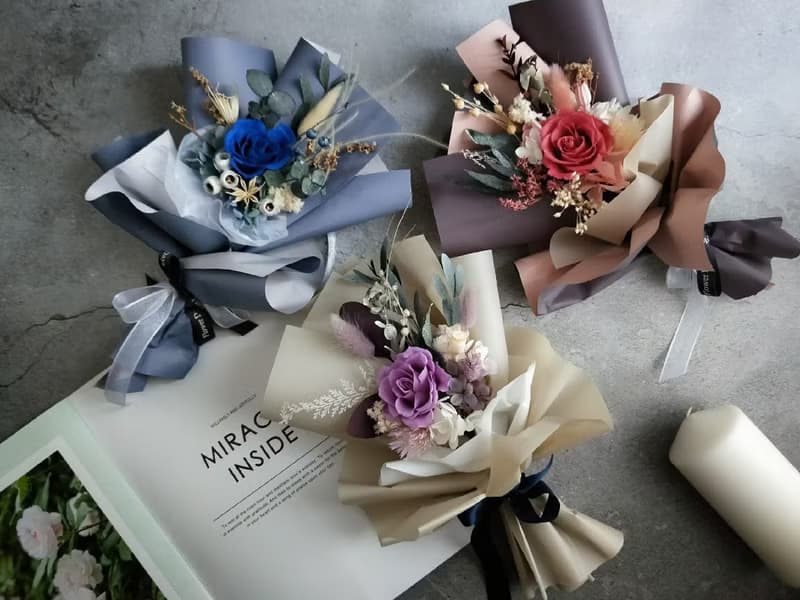 不凋花/永生花束 韓式花束 求婚生日情人節 畢業 老師禮物