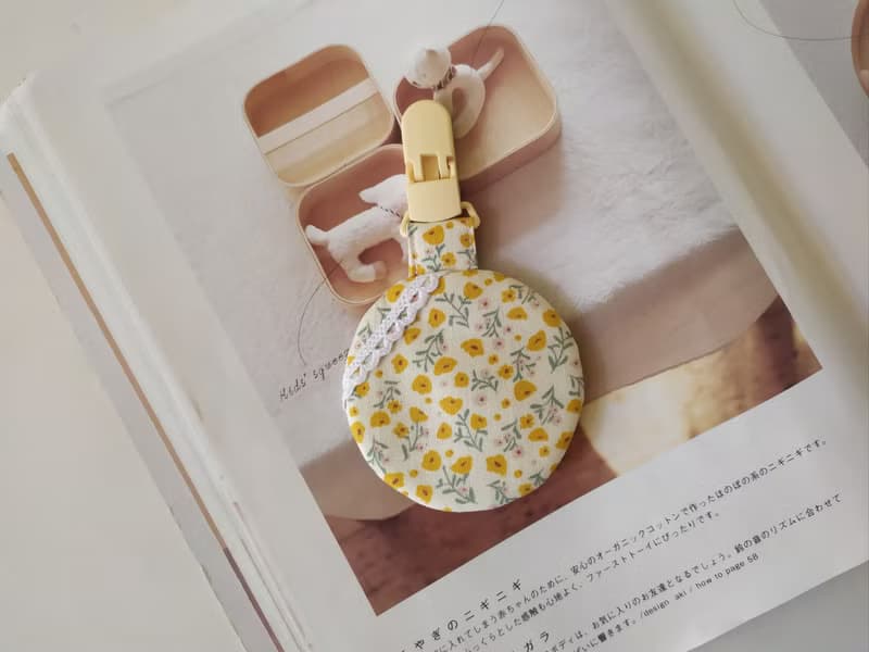 【5日內出貨】小碎花 棉蕾絲款 圓型平安符袋  彌月禮物 平安