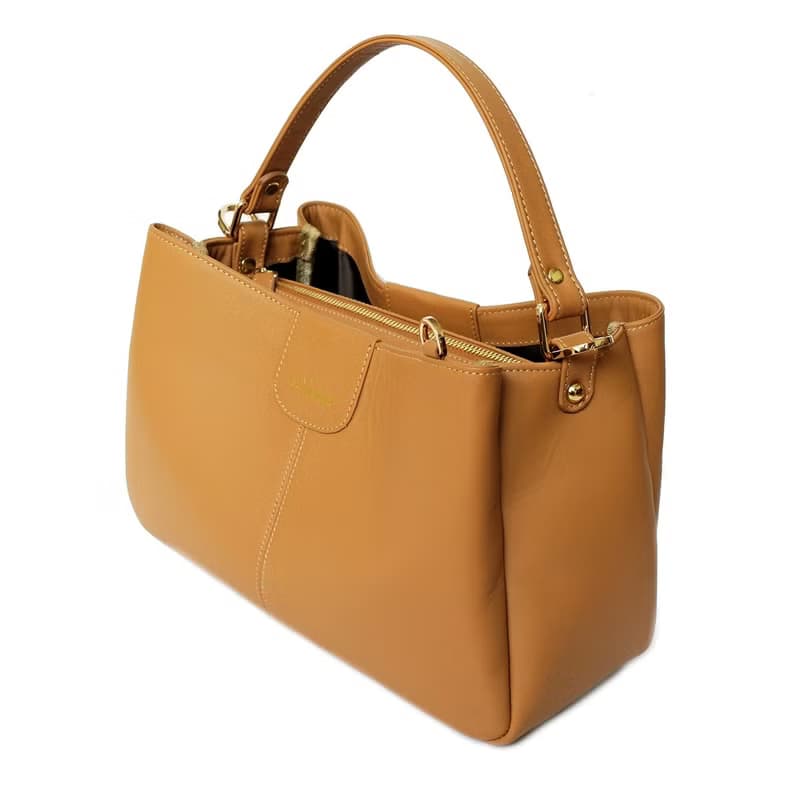 Valley an attractive lady handbag Black color