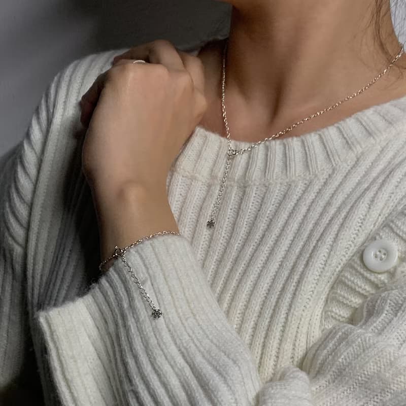 (925 Sterling Silver) Twinkle Snowflake Bracelet