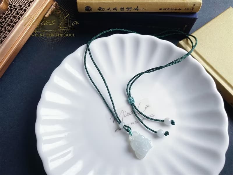 天然緬甸玉翡翠【清蓮】淡雅蓮花項鍊 禮物 招財 辟邪