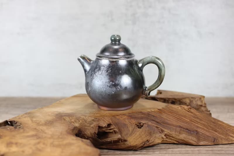 【送禮好物】240ml 柴燒天目釉 手拉坯茶壺 鶯歌葉敏祥作品