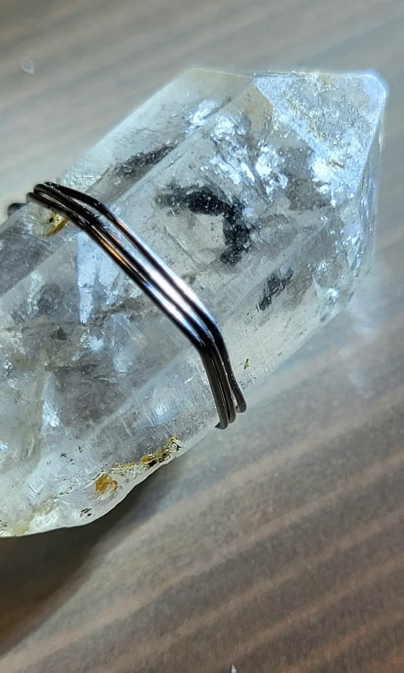 •水晶燈• 極簡 繞線天然骸骨×雙尖水晶 閃靈水晶原礦吊墜