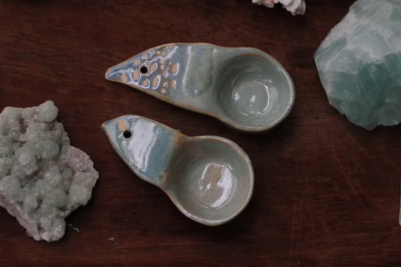 純手捏藍綠色小鳥形象陶瓷湯匙/陶匙(1對)