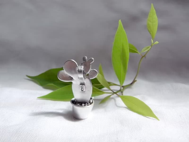 兔子耳朵 仙人掌盆栽 ‧多肉植物 | 純銀項鍊墜子 | 附蠟繩