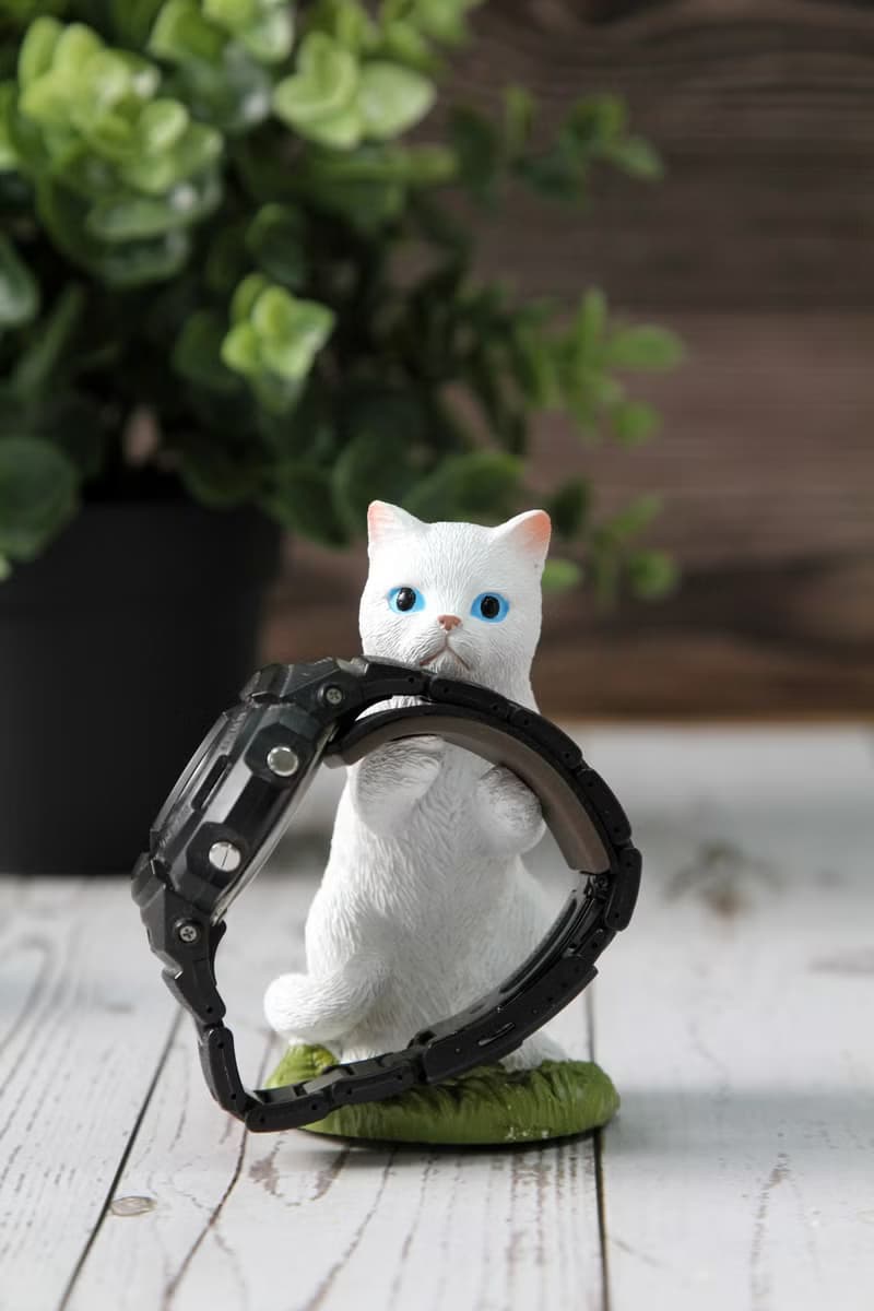 日本Magnets可愛動物系列擺飾造型手錶收納座(藍眼白貓咪)
