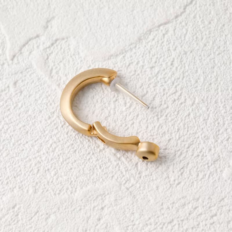 mat hoop smooth pierced earring MATGD　スムースピアス　シンプル　フープピアス　マットゴールド