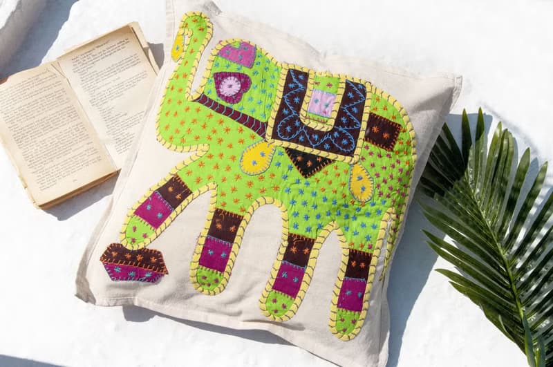手工刺繡抱枕套 波希米亞抱枕套 民族風抱枕套-熱帶雨林彩色大象