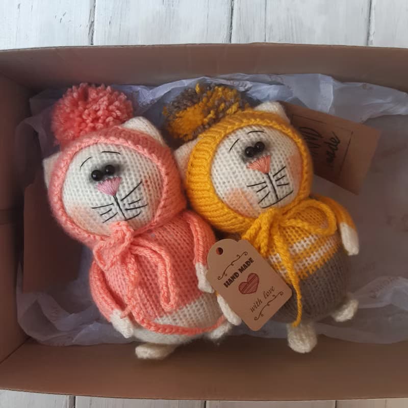 Hand Knit Funny Cat Kitty With Hat Stuffed Toys Plush Toys Animals Handmade Gift