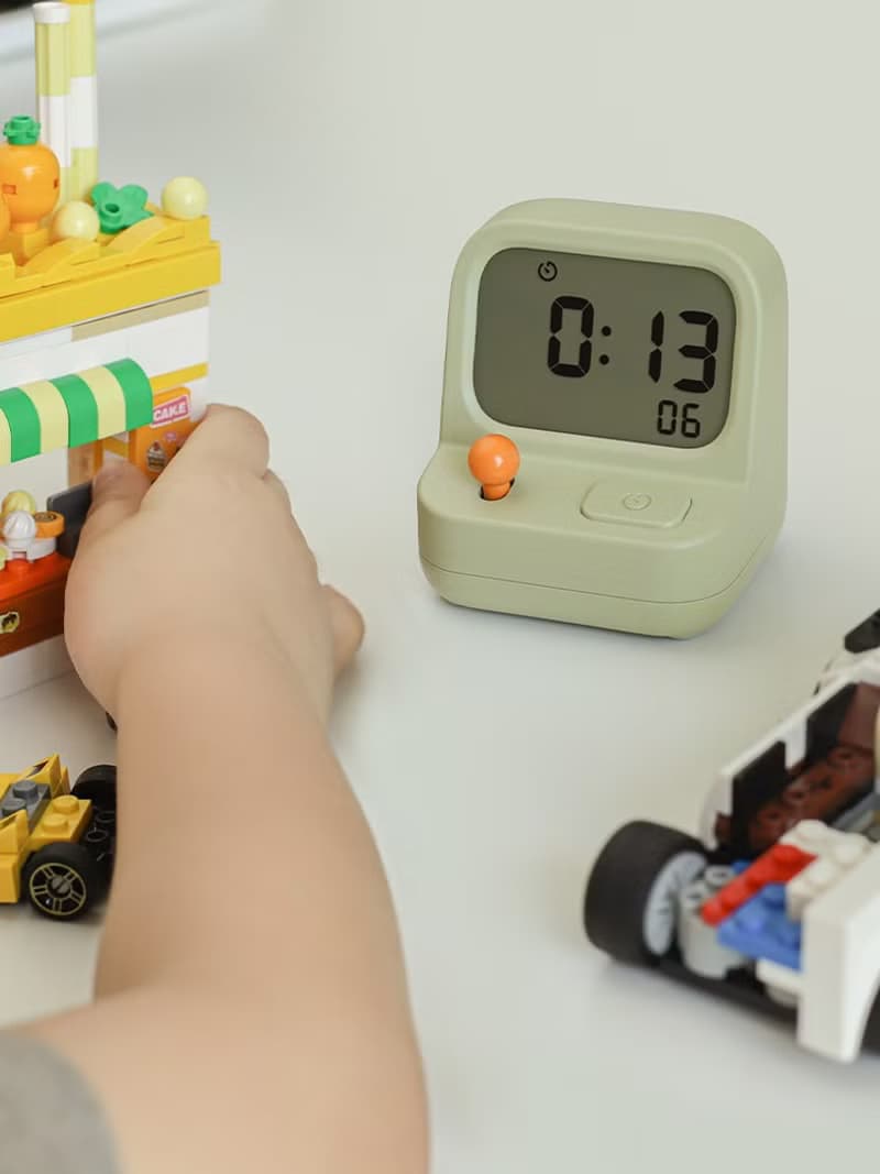 遊戲機鬧鐘 GAMEBOY ALARM CLOCK